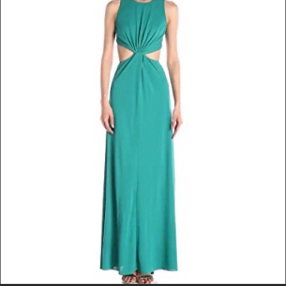 BCBG green dress 👗